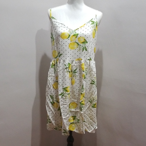 *2X LEFT!* Plus Size Lemon Dot Cami Dress - Picture 2 of 6